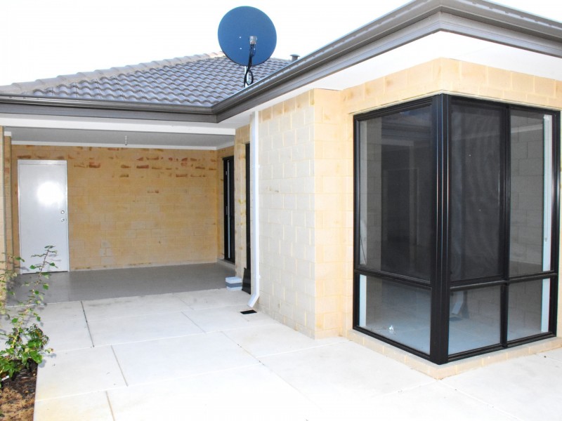 15 Nikon Road, Harrisdale WA 6112