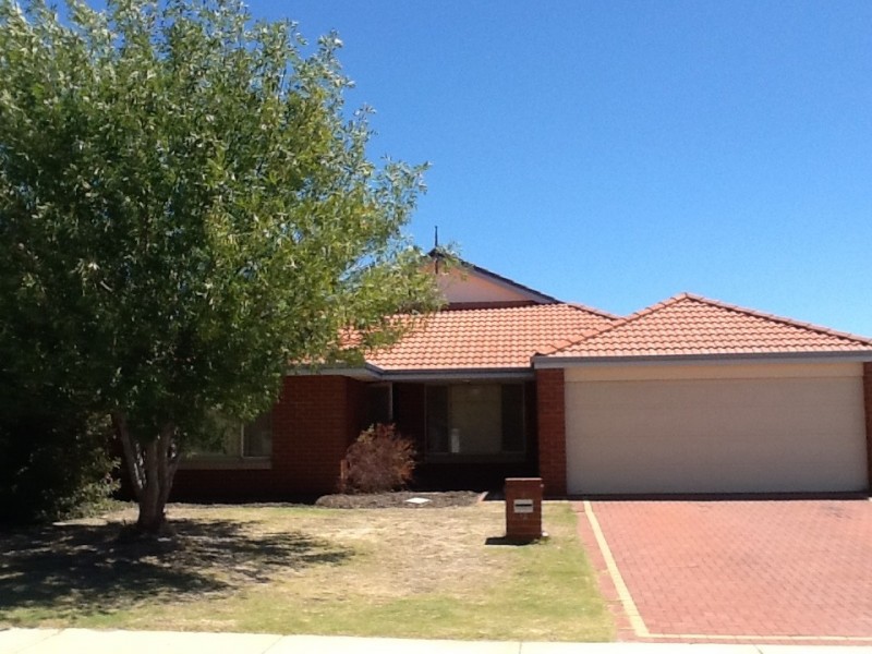 42 Canna Drive, Canning Vale WA 6155
