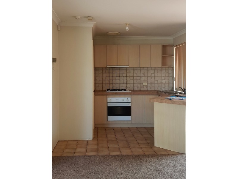 21C Herndon Close, Cannington WA 6107