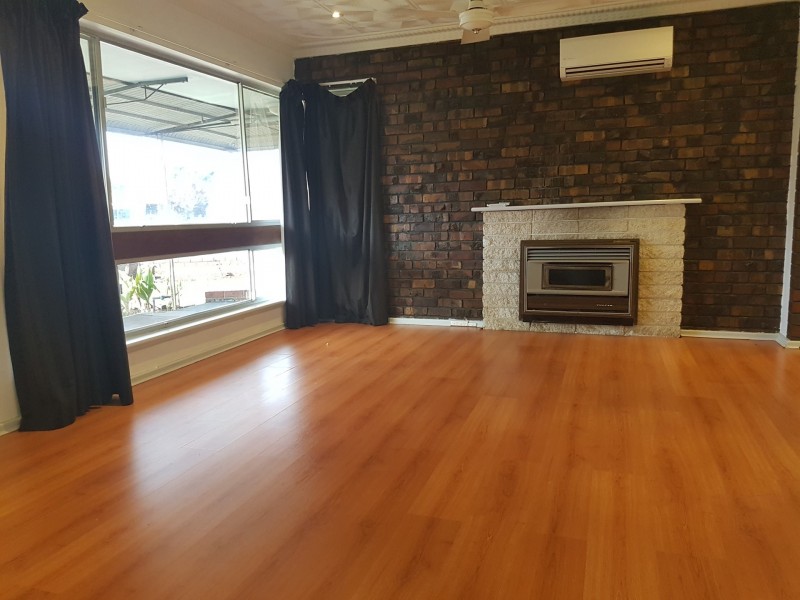 6 Angela Way, Maddington WA 6109