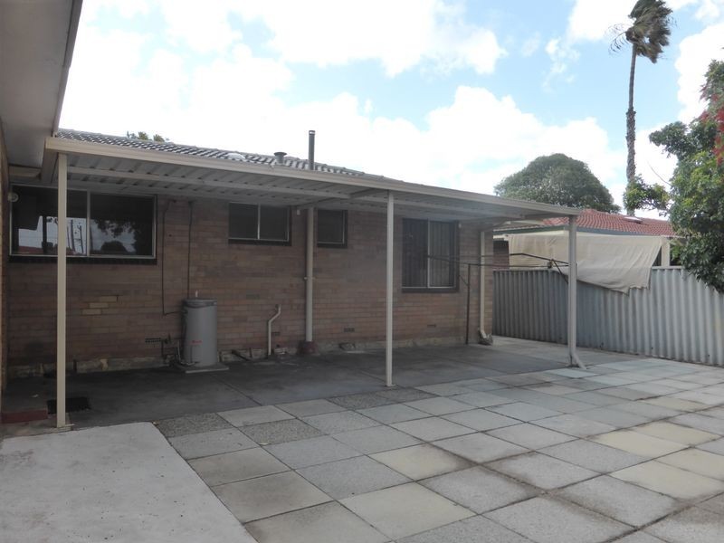 13 Blanche Street, Gosnells WA 6110