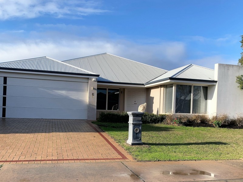 6 Nightingale Road, Southern River WA 6110