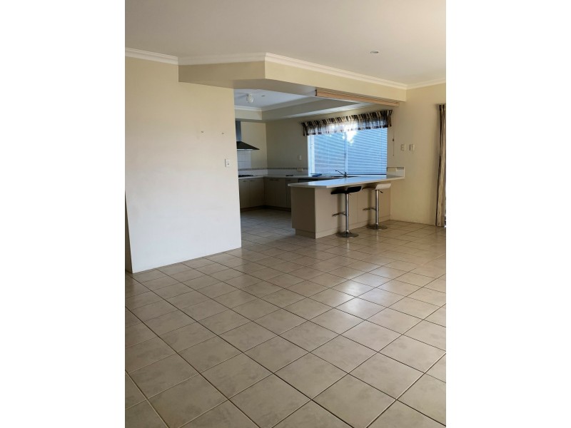 6 Nightingale Road, Southern River WA 6110