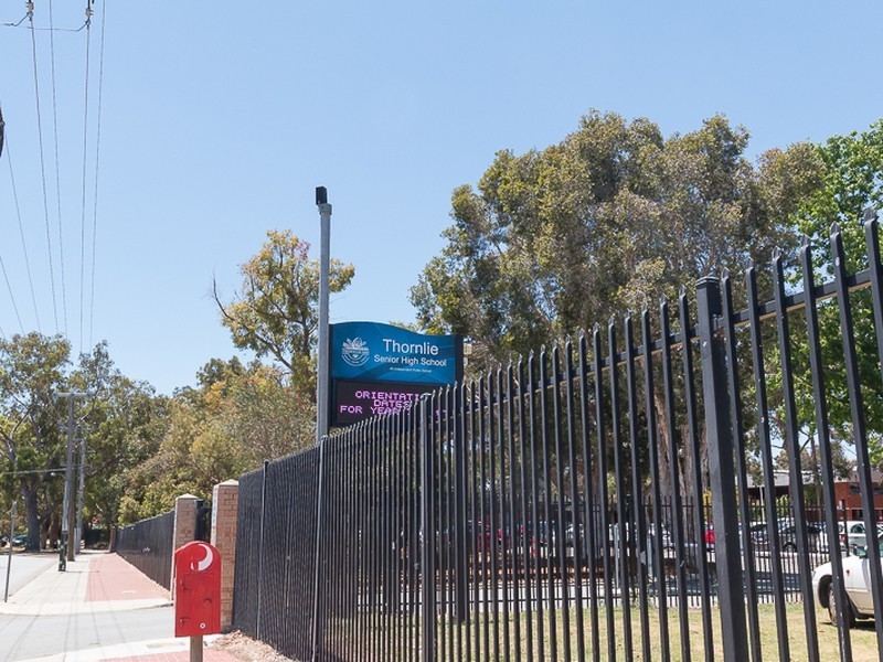 9 Mercer Close, Thornlie WA 6108