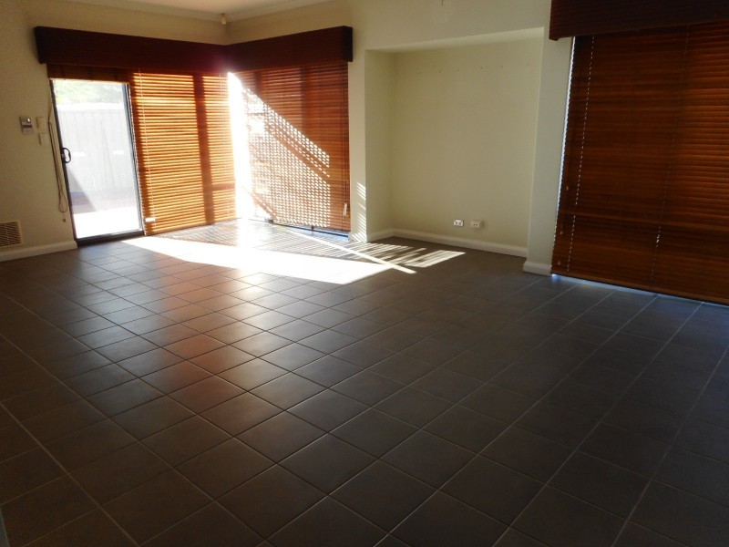 7 Chicago Street, Southern River WA 6110