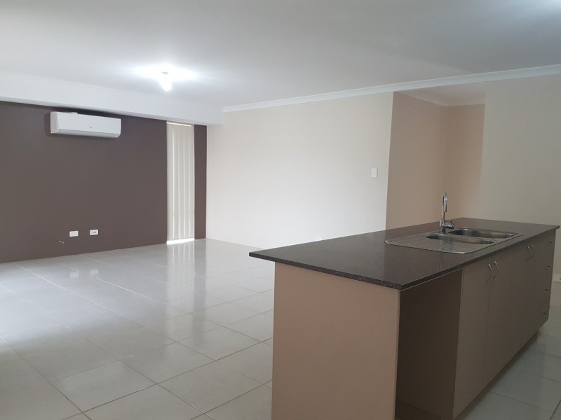 11 Galena Way, Byford WA 6122