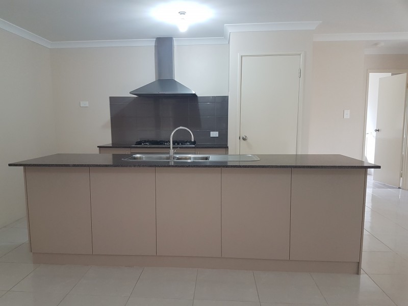 11 Galena Way, Byford WA 6122