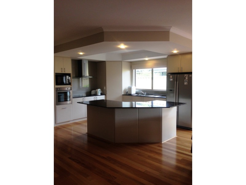 282 Wright Road, Harrisdale WA 6112