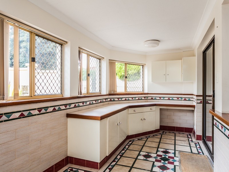 8 Prescott Drive, Gosnells WA 6110