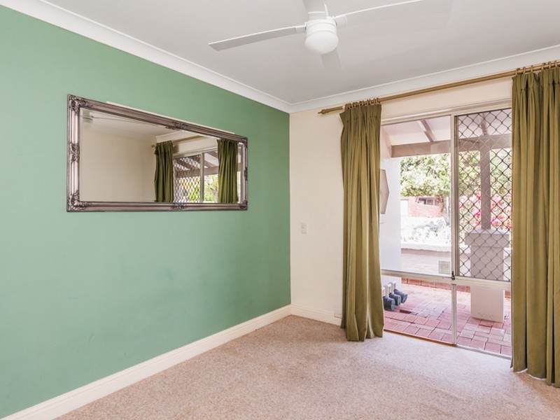 8 Prescott Drive, Gosnells WA 6110