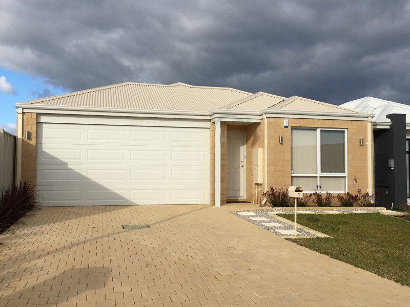 15 Fairfax Street, Hilbert WA 6112