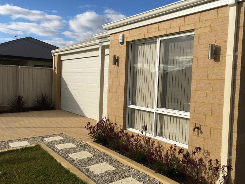 15 Fairfax Street, Hilbert WA 6112
