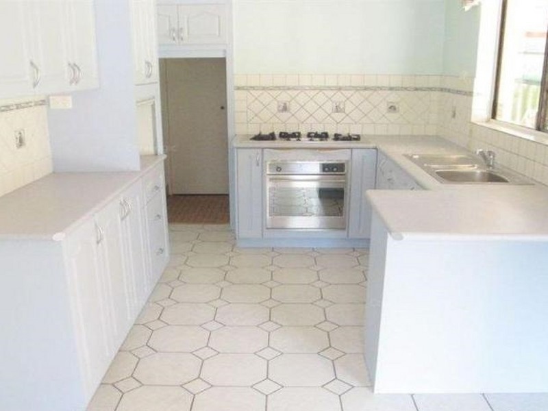 94 Third Avenue, Kelmscott WA 6111