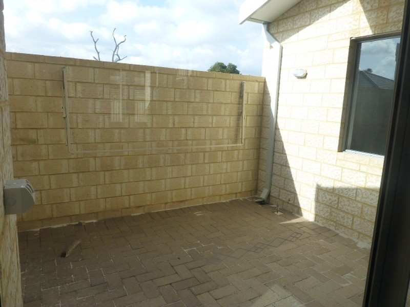 Apartment 5/54 Yale Road, Thornlie WA 6108