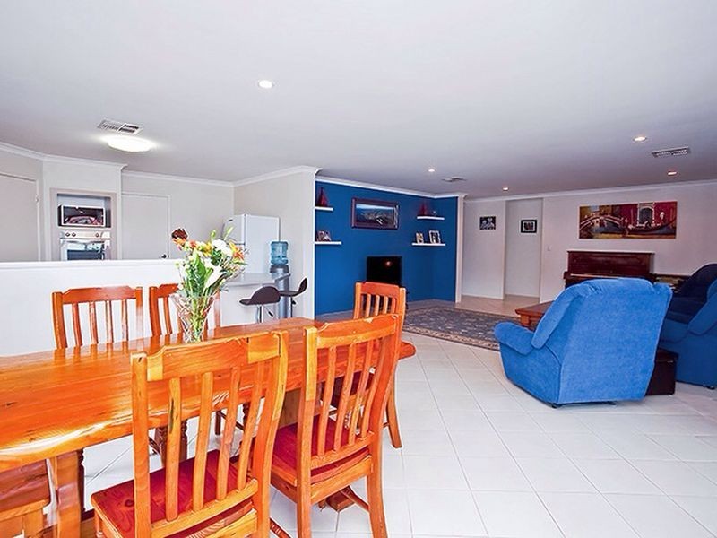 11 Eradu Court, Southern River WA 6110