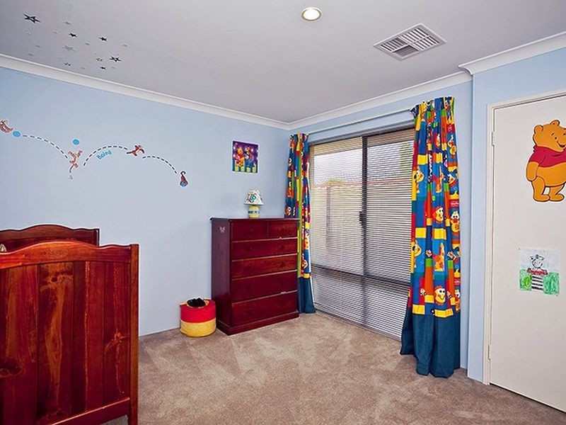 11 Eradu Court, Southern River WA 6110