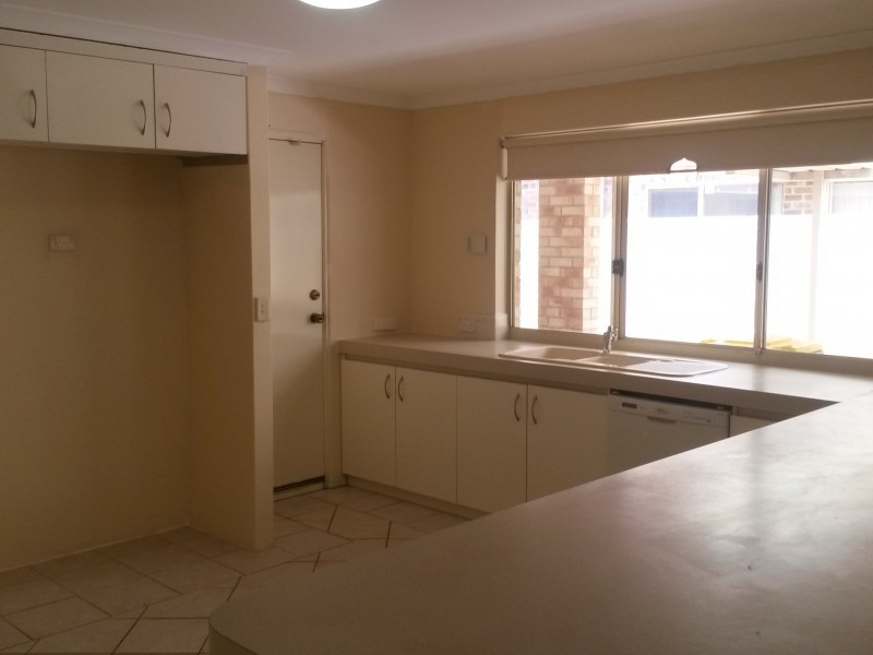 13 Engleswood Arcade, Canning Vale WA 6155