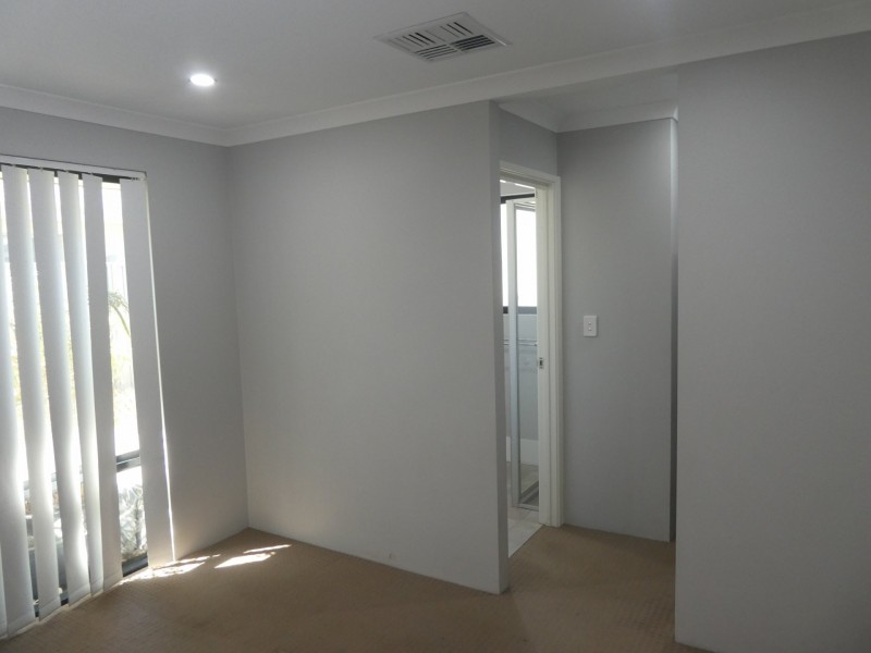 19 Cadaga Way, Piara Waters WA 6112