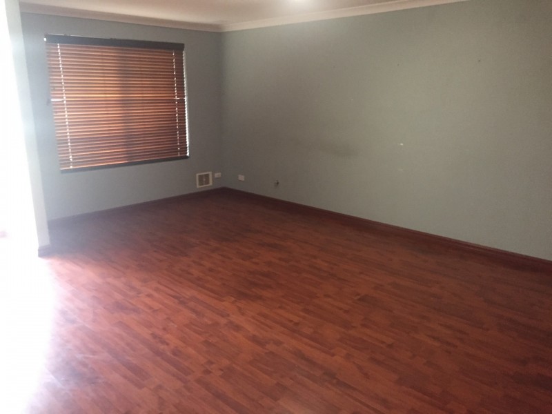 8 Cluster Way, Canning Vale WA 6155