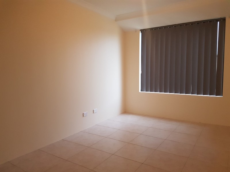 8 Hayfield Road, Southern River WA 6110