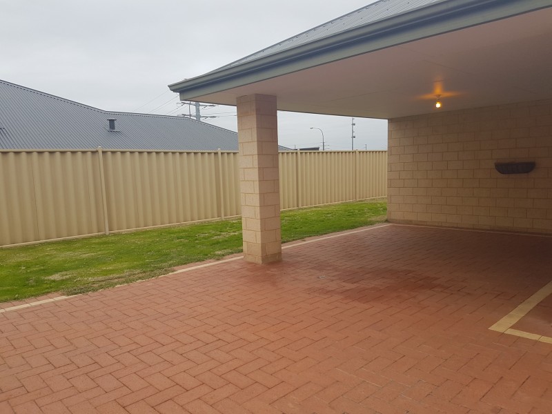 8 Hayfield Road, Southern River WA 6110