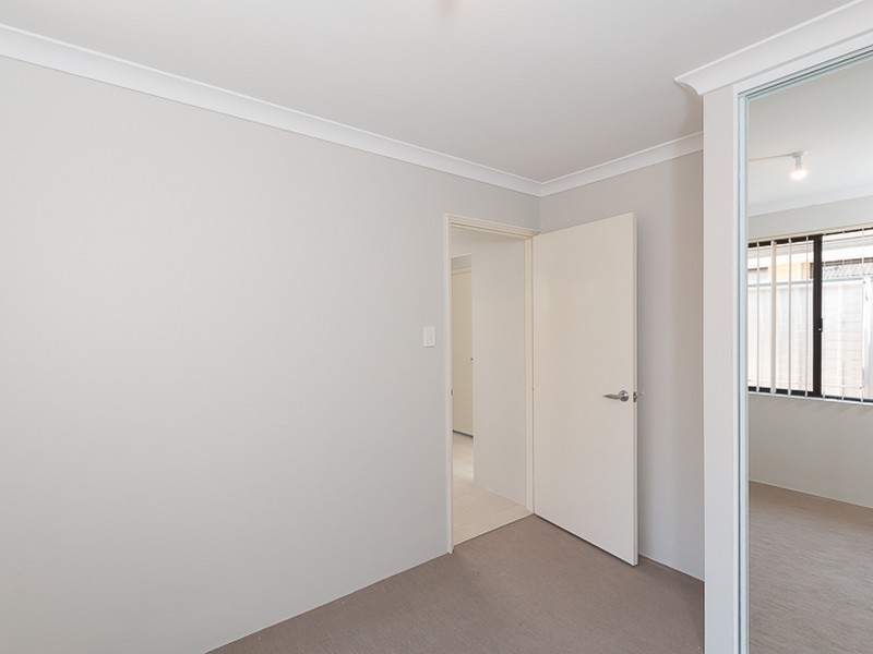 Unit 13/99 Lowanna Way, Armadale WA 6112