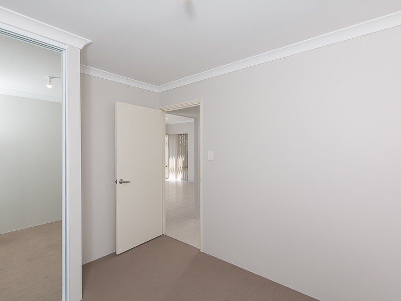 Unit 13/99 Lowanna Way, Armadale WA 6112