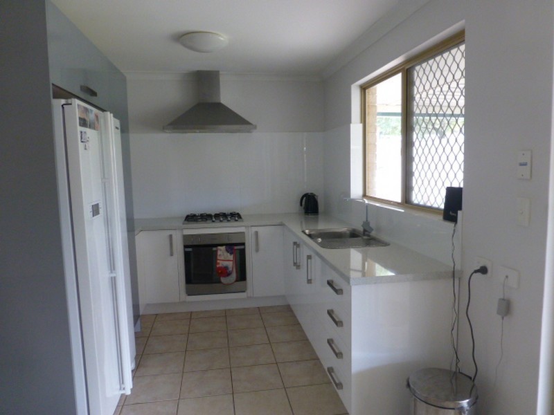 8 Fysh Place, Huntingdale WA 6110