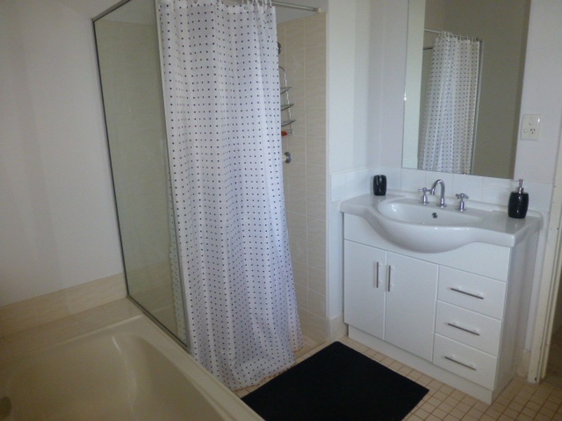 8 Fysh Place, Huntingdale WA 6110