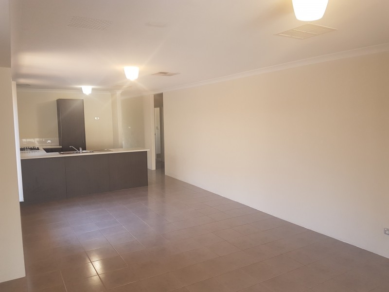 24 Biddiarra Bend, Southern River WA 6110