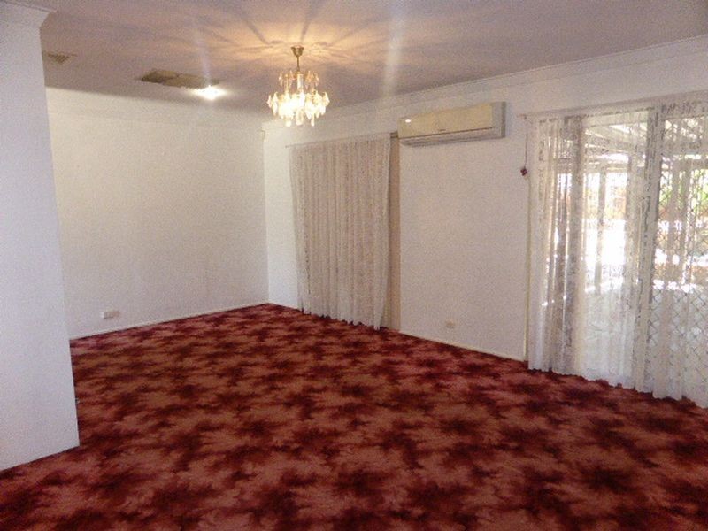 7 Chilcott Gardens, Gosnells WA 6110