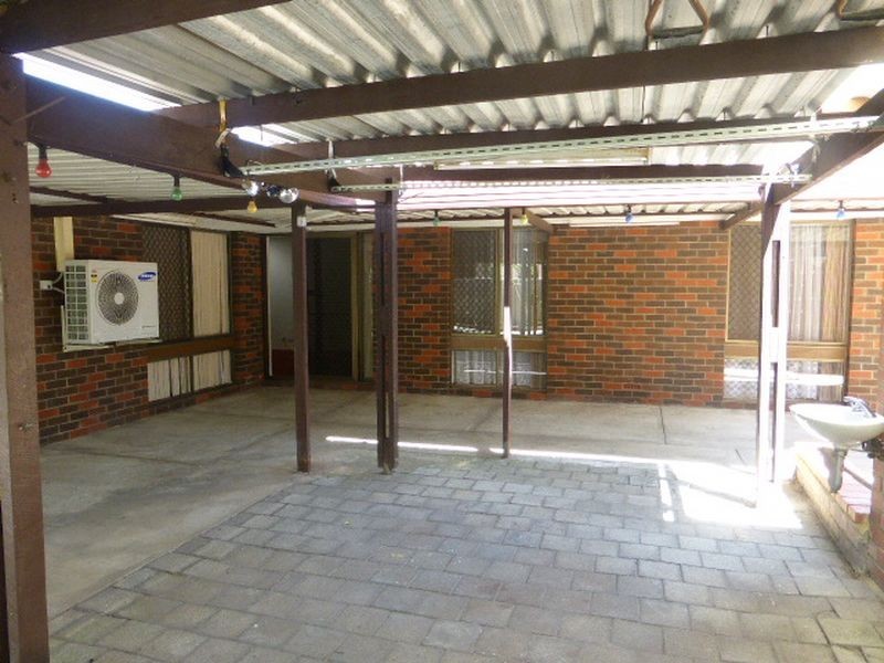 7 Chilcott Gardens, Gosnells WA 6110