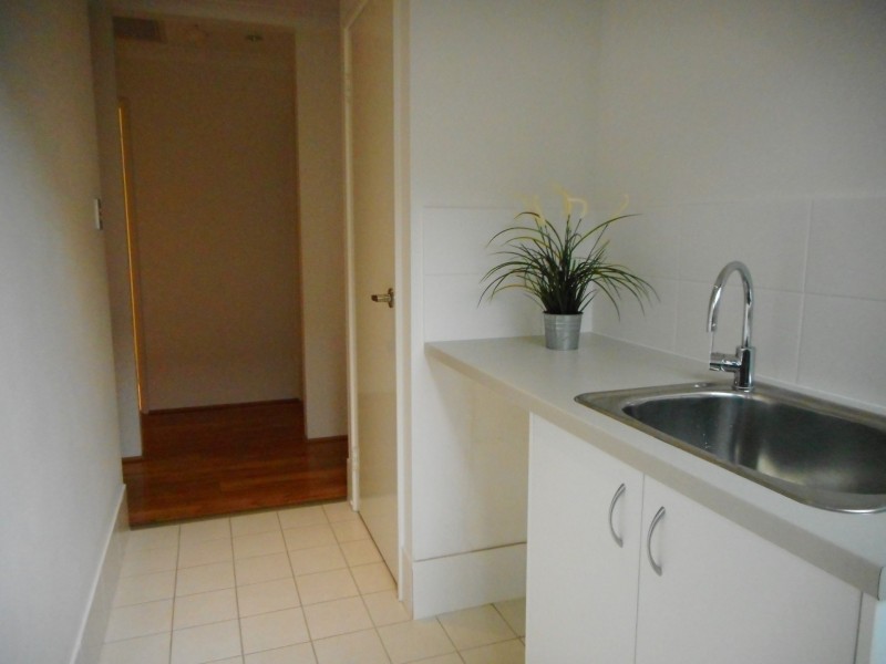 36 Dovedale Street, Harrisdale WA 6112