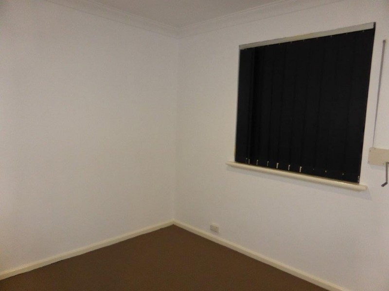 5 Vanda Place, Maddington WA 6109