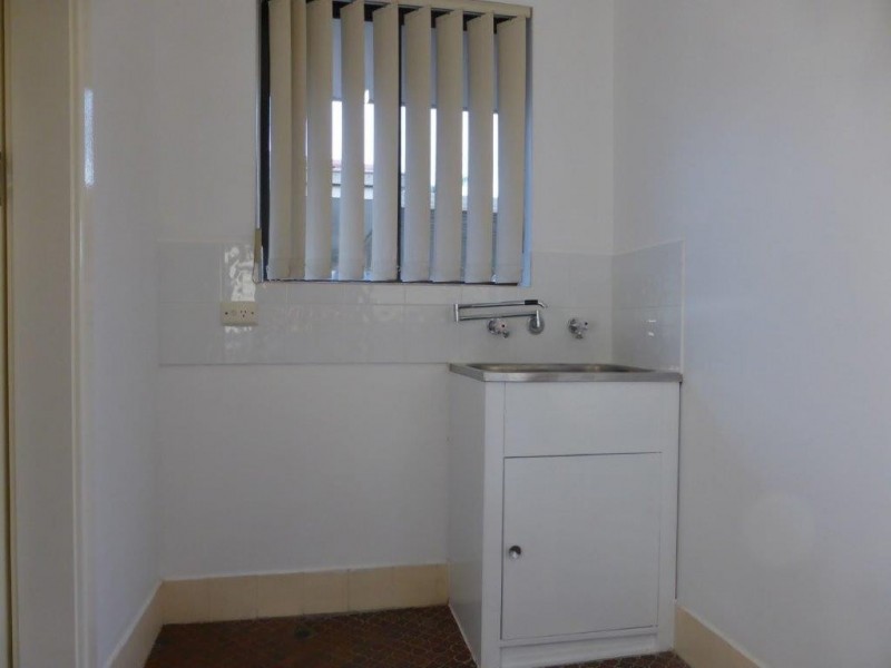 5 Vanda Place, Maddington WA 6109