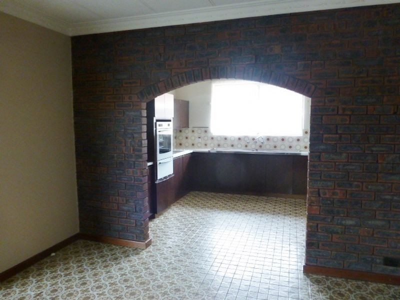 26 Wroxton Street, Midland WA 6056