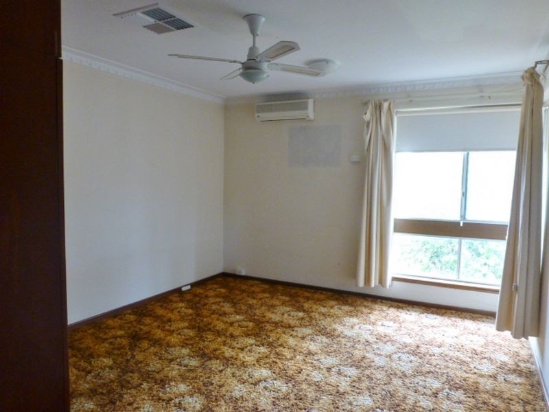 26 Wroxton Street, Midland WA 6056