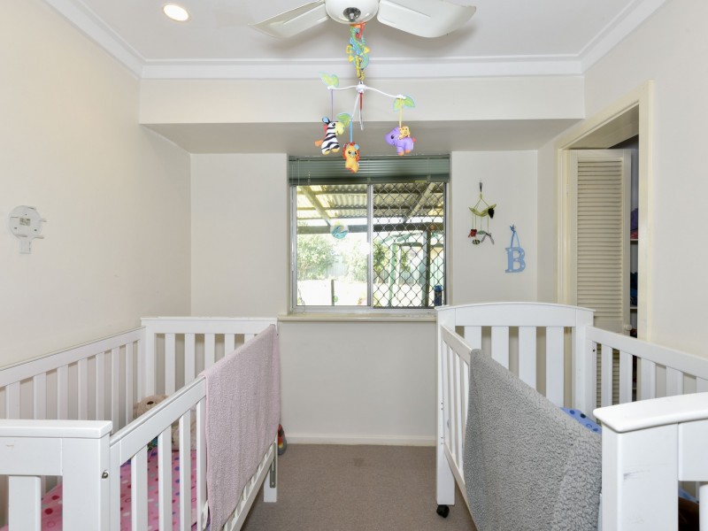 9 Dunholme Place, Huntingdale WA 6110