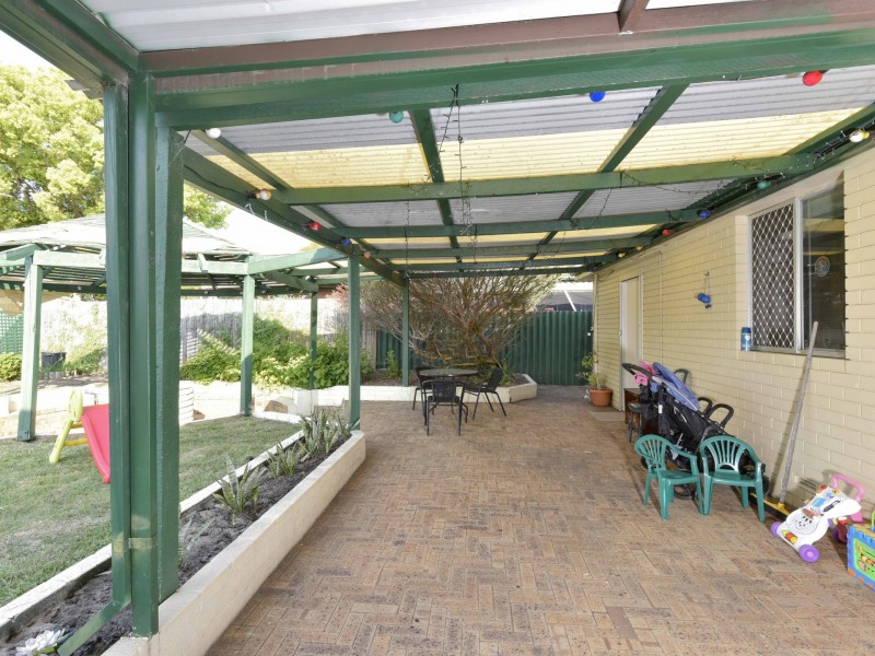 9 Dunholme Place, Huntingdale WA 6110