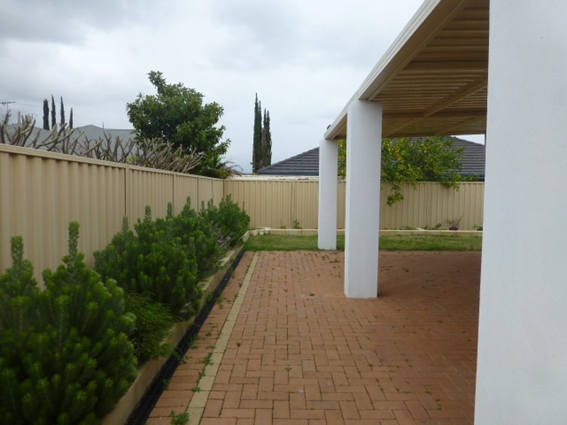 50 Figtree Drive, Canning Vale WA 6155