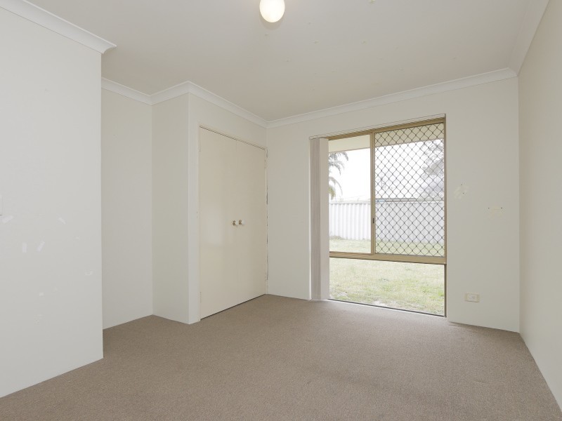 4 Bush Close, Beckenham WA 6107