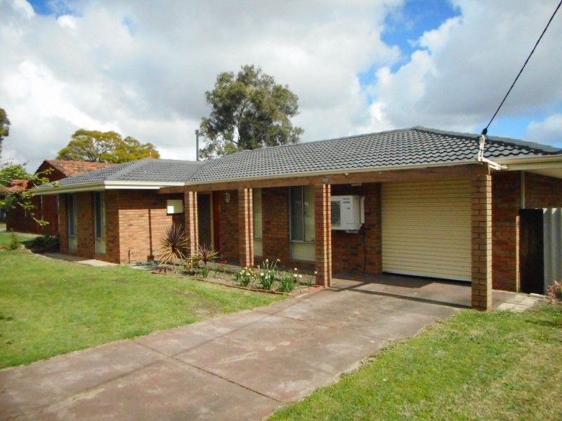 18 Moncrieff Road, Langford WA 6147