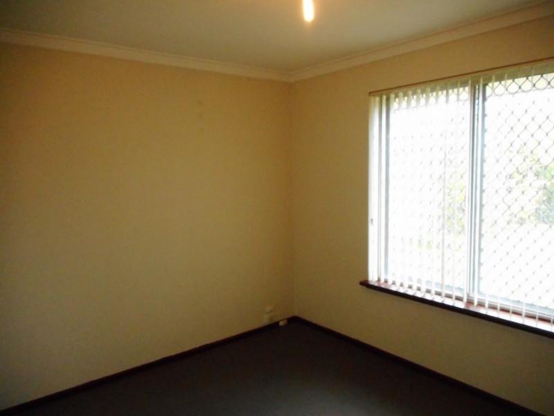 18 Moncrieff Road, Langford WA 6147