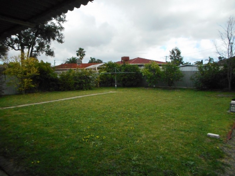 18 Moncrieff Road, Langford WA 6147