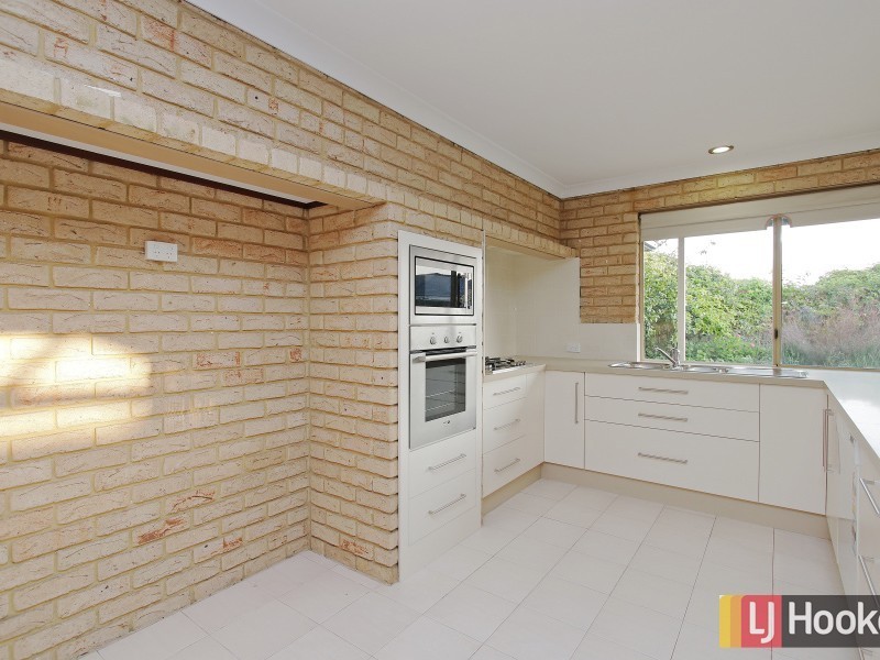 8 Kilrush Place, Waterford WA 6152