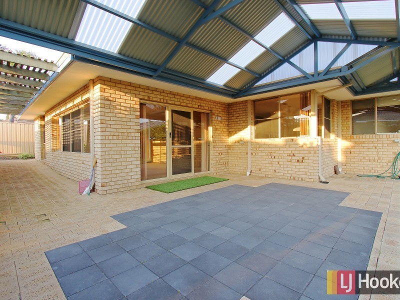 8 Kilrush Place, Waterford WA 6152