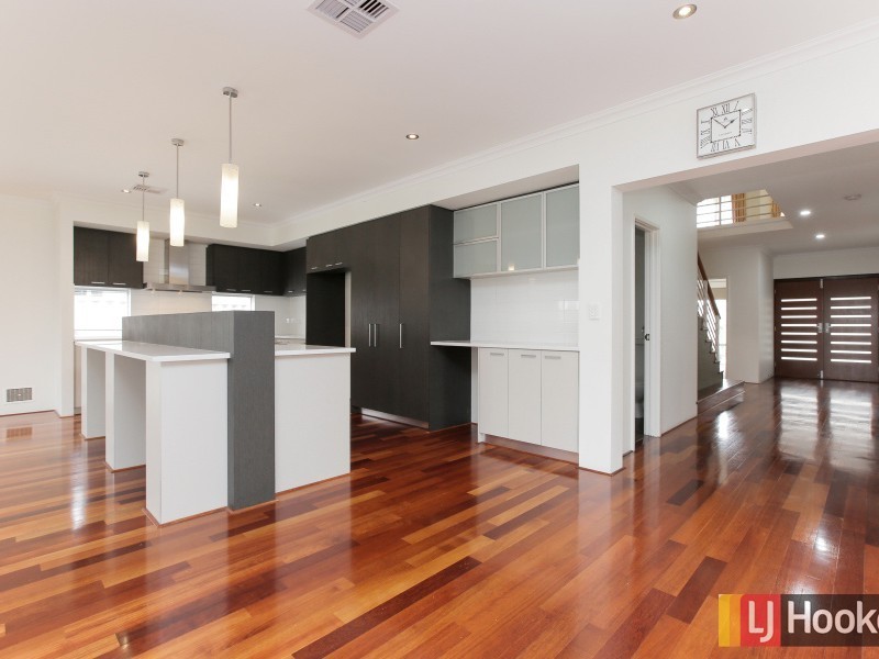 232 Castlewood Parkway, Southern River WA 6110