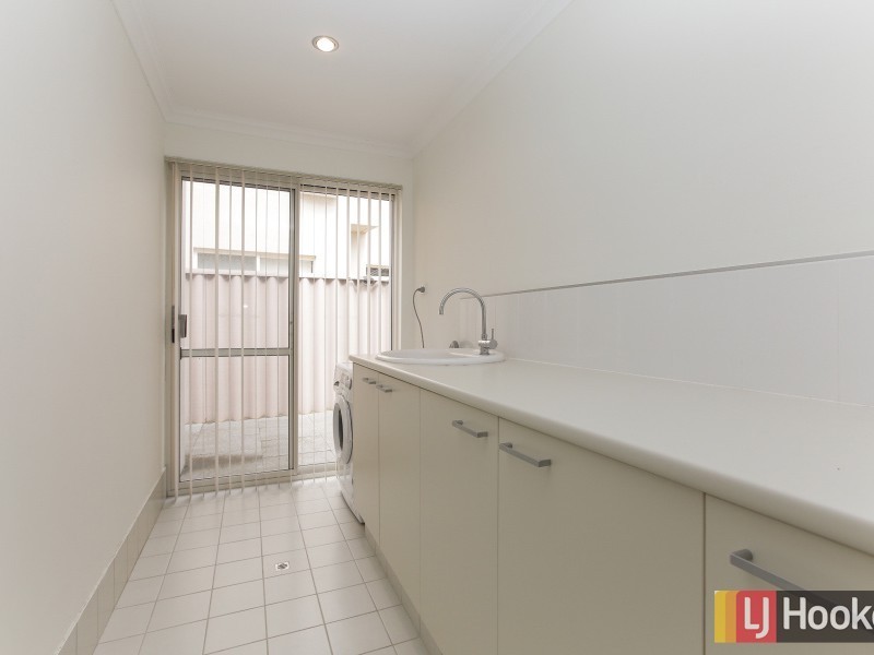 232 Castlewood Parkway, Southern River WA 6110