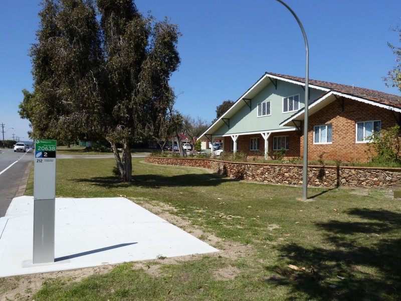 22 Hume Road, Thornlie WA 6108