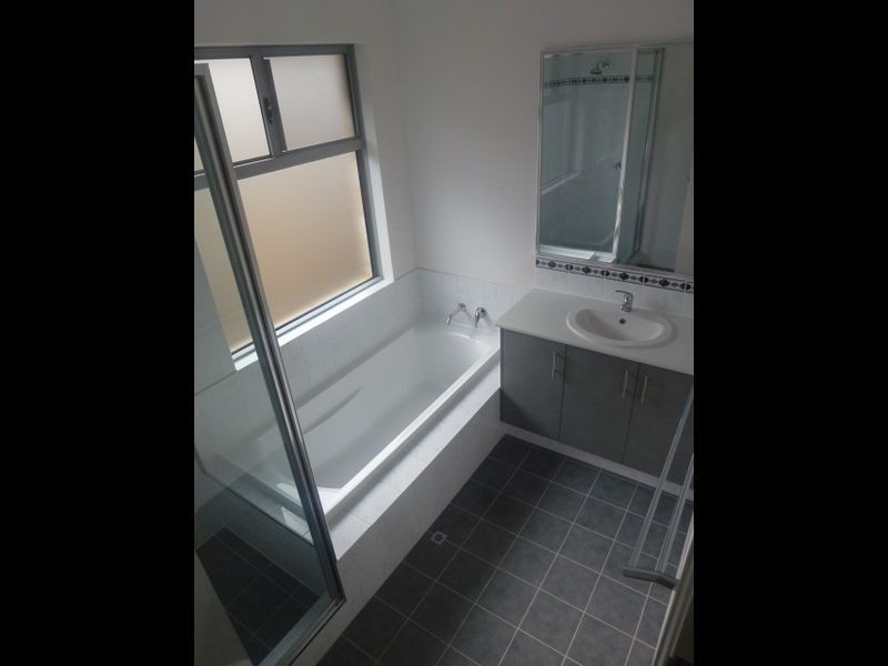 28 Tompkins Way, Harrisdale WA 6112